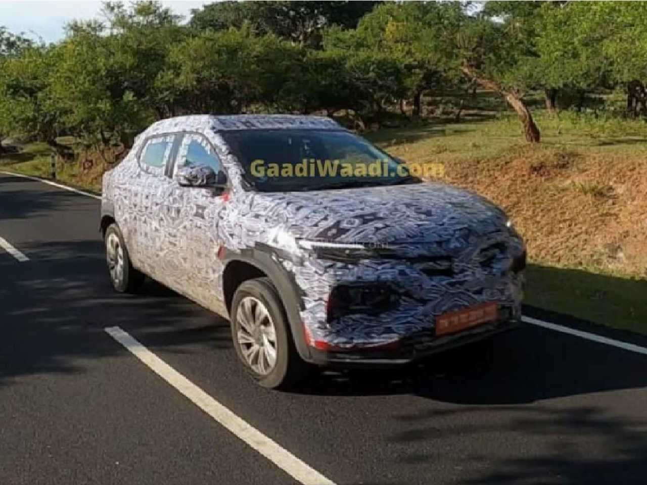 Renault Kiger é flagrado na Índia